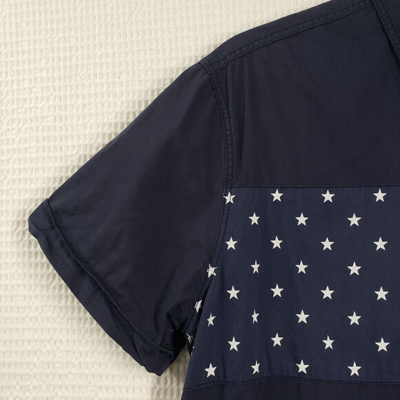 Izod USA Flag Button Down Shirt Mens Medium Blue American Short Sleeve Casual - Picture 9 of 12